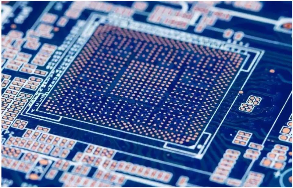 如何选择安全环保的PCB板清洗方式？