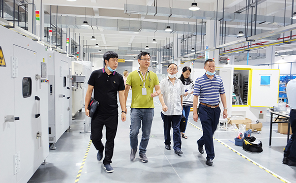 重庆市北碚区一行领导对ag公司科技总部进行参观调研